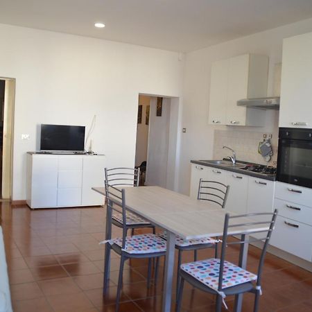 La Rada Apartment Porto Torres Bagian luar foto